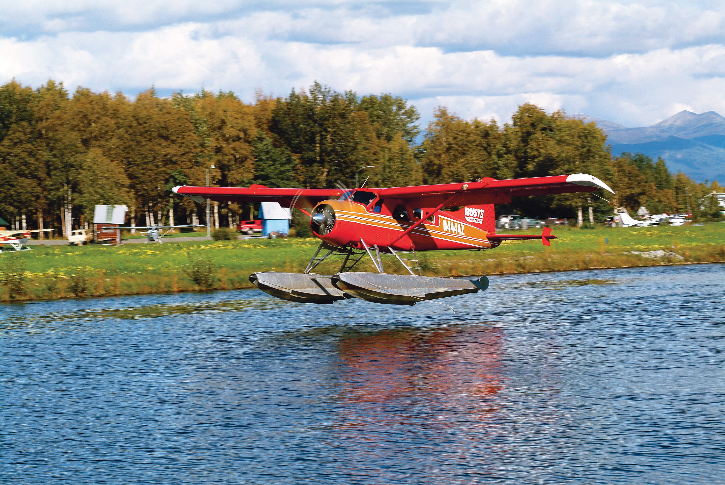 floatplane landing on water